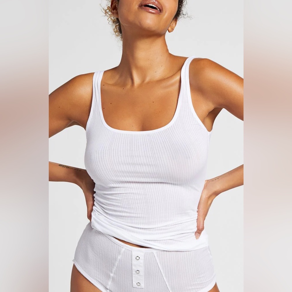 Negative Whipped A-Top in Babe Pink Size S - Picture 2 of 10